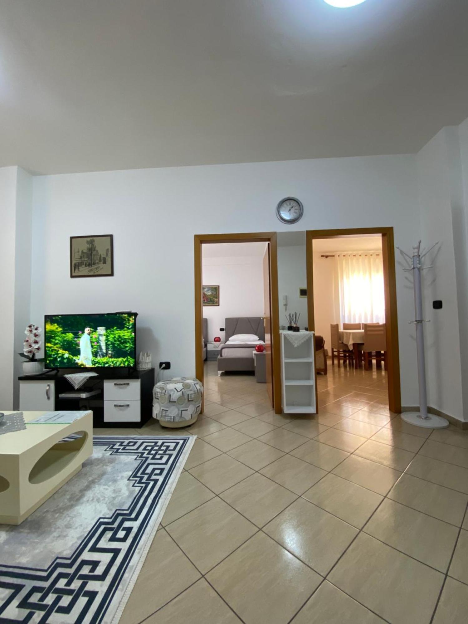 Rikardo Apartament Apartment Vlore Exterior photo
